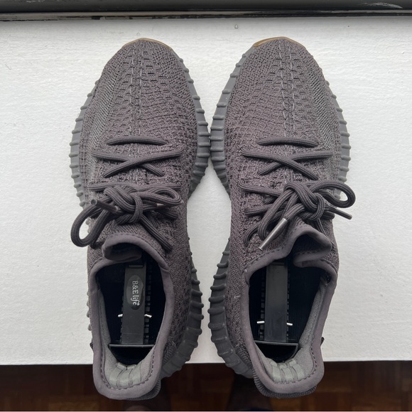 COPY - Adidas Yeezy Boost 350 V2 Cinder Reflective - Picture 3 of 8